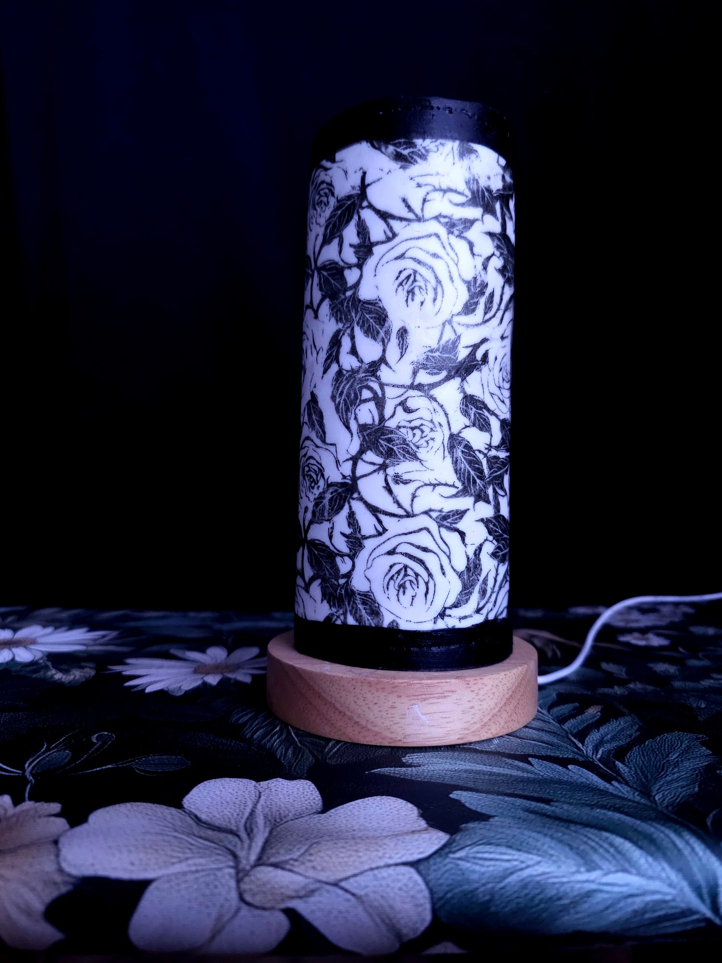 Thorny Rose Translucent Porcelain Lantern